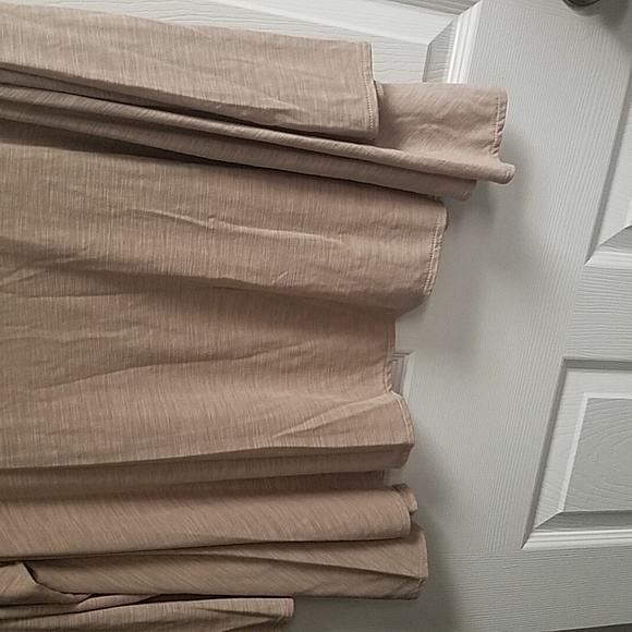 American Eagle Top - Picture 2 of 4